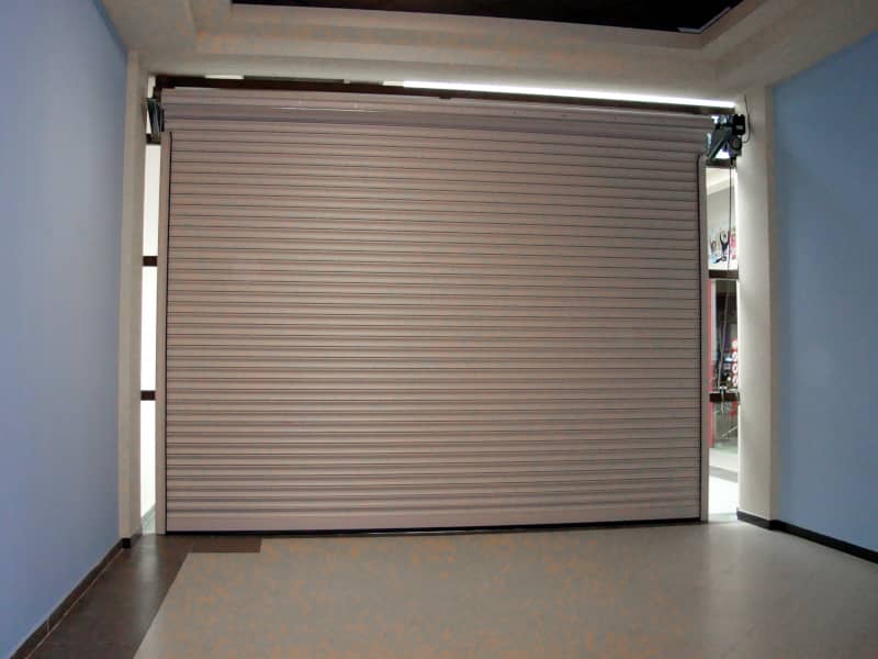 Роллетные ворота DoorHan в Химках с установкой